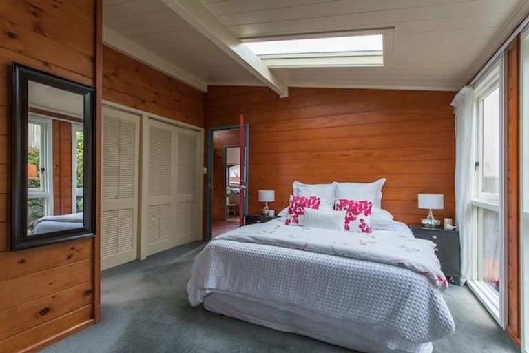 Photo of property in 24 Kandy Crescent, Ngaio, Wellington, 6035