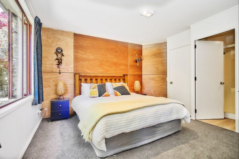 Photo of property in 5 Mcdonnell Road, Arrowtown, 9302