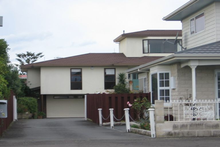 Photo of property in 37 Charles Street, Westshore, Napier, 4110
