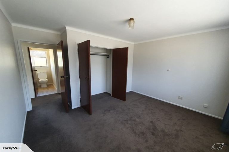 Photo of property in 1/11 Anarahi Place, Mangere Bridge, Auckland, 2022