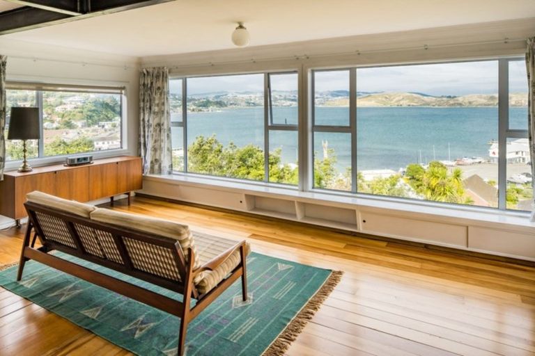 Photo of property in 8 Gordon Road, Plimmerton, Porirua, 5026