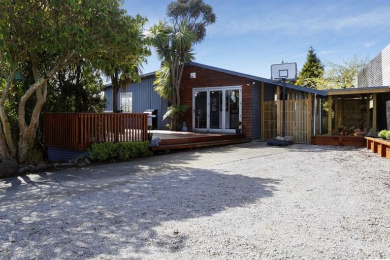 Photo of property in 2/44 Hinekura Avenue, Taupo, 3330