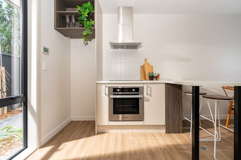 Photo of property in 32 Kaihuia Street, Northland, Wellington, 6012