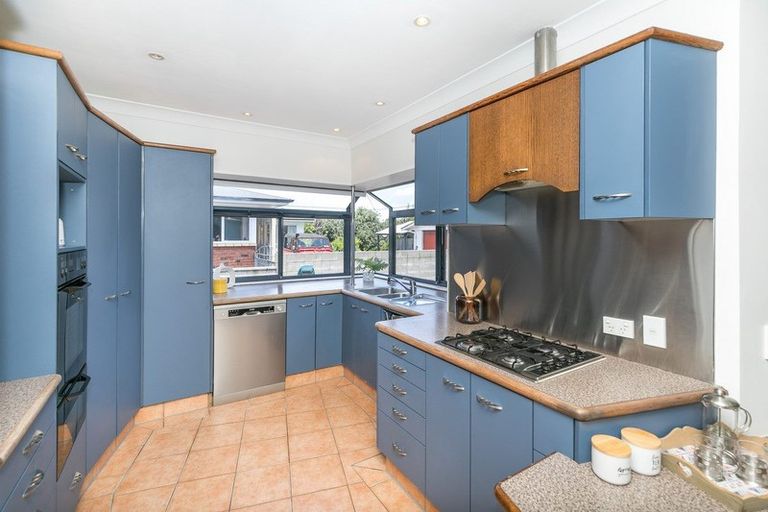 Photo of property in 34 Berkley Avenue, Hillcrest, Hamilton, 3216