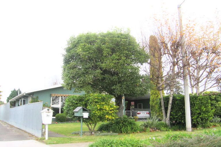 Photo of property in 1 Hinton Road, Taradale, Napier, 4112
