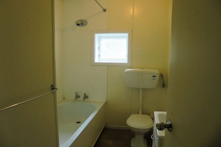 Photo of property in 3/310 River Road, Claudelands, Hamilton, 3214