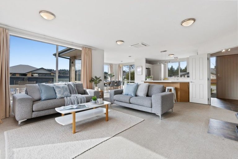 Photo of property in 16 Henderson Drive, Alexandra, 9320