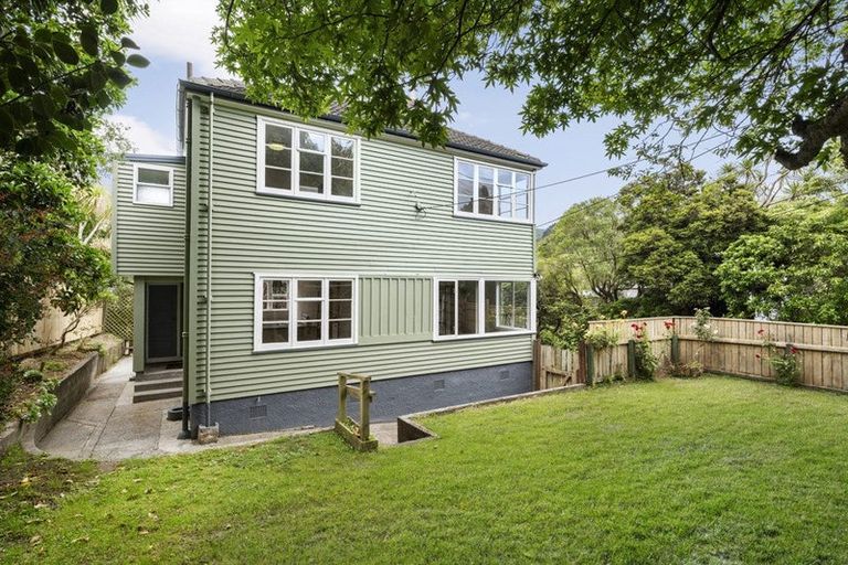 Photo of property in 23a Gloucester Street, Wilton, Wellington, 6012