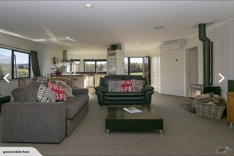 Photo of property in 120 Kinloch Road, Kinloch, Taupo, 3377