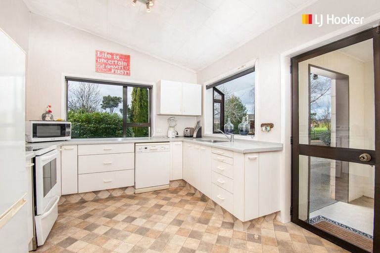 Photo of property in 219 Outram-mosgiel Road, Mosgiel, Outram, 9073