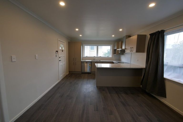 Photo of property in 38 Puriri Road, Manurewa, Auckland, 2102