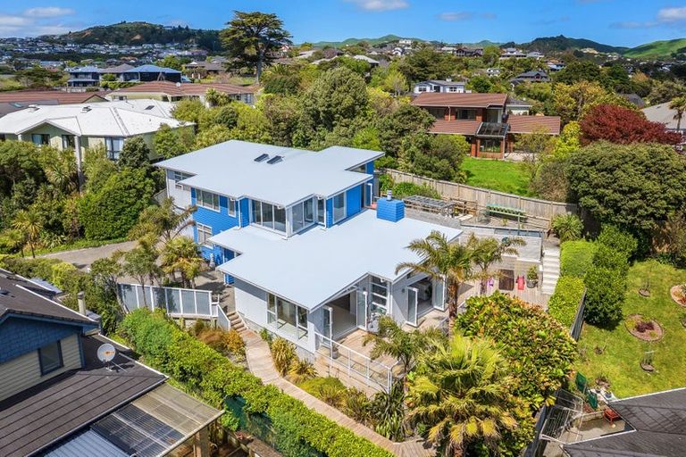Photo of property in 4 Antipodes Lane, Whitby, Porirua, 5024
