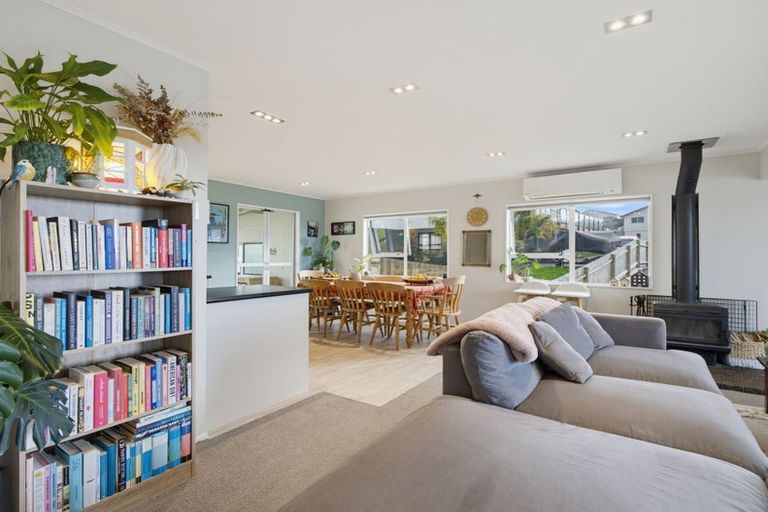 Photo of property in 3 Awatere Place, Snells Beach, 0920