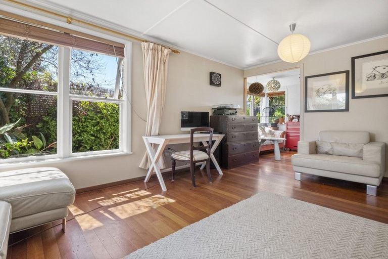 Photo of property in 21 Tasman Street, Havelock North, 4130