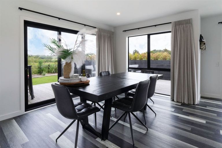 Photo of property in 24 Ivy Lane, Ohau, Levin, 5570