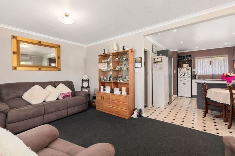 Photo of property in 1/27 Wright Street, Wainuiomata, Lower Hutt, 5014