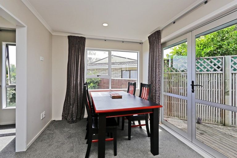 Photo of property in 22 Mckeefry Avenue, Greenmeadows, Napier, 4112