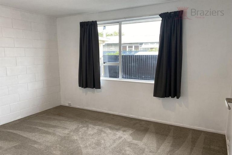 Photo of property in 4/94 Springs Road, Hornby, Christchurch, 8042