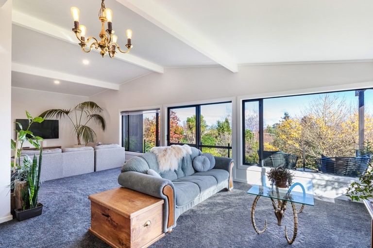 Photo of property in 50 Chesham Avenue, Waipahihi, Taupo, 3330