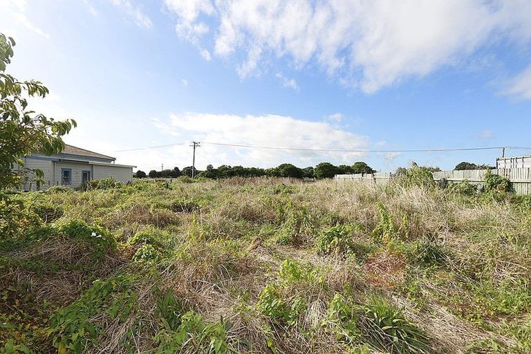 Photo of property in 6 Terou Street, Manaia, 4612