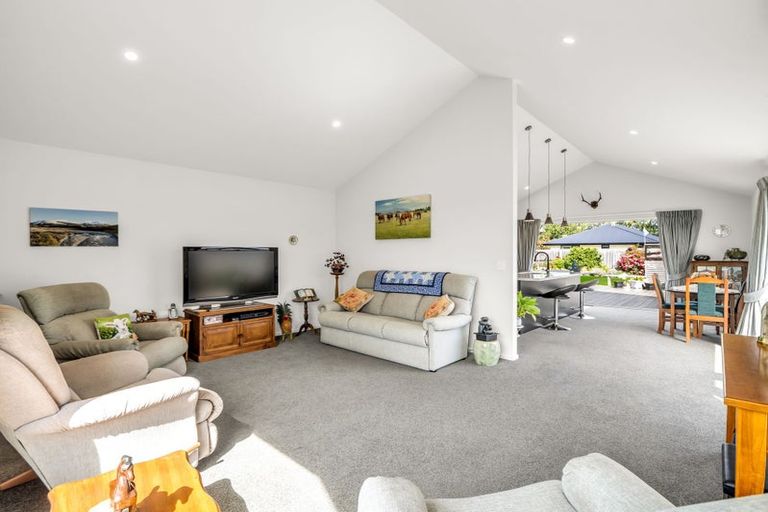 Photo of property in 9 Minerva Crescent, Woodend, 7610