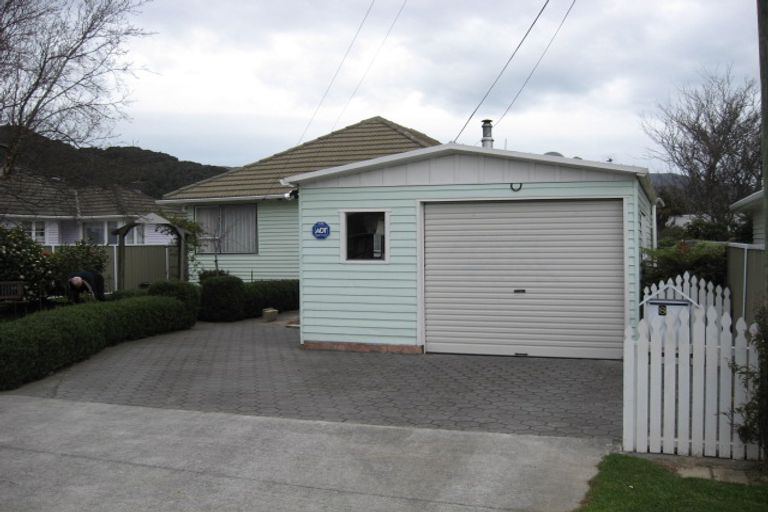 Photo of property in 8 Nelson Crescent, Wainuiomata, Lower Hutt, 5014