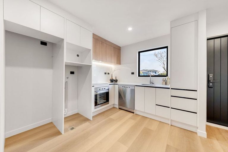 Photo of property in 8/15 Union Road, Howick, Auckland, 2014