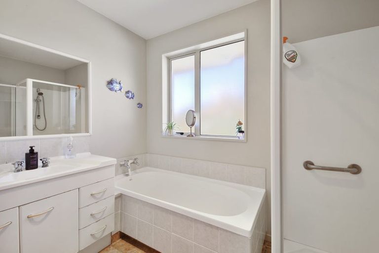 Photo of property in 77b Carmen Road, Hei Hei, Christchurch, 8042