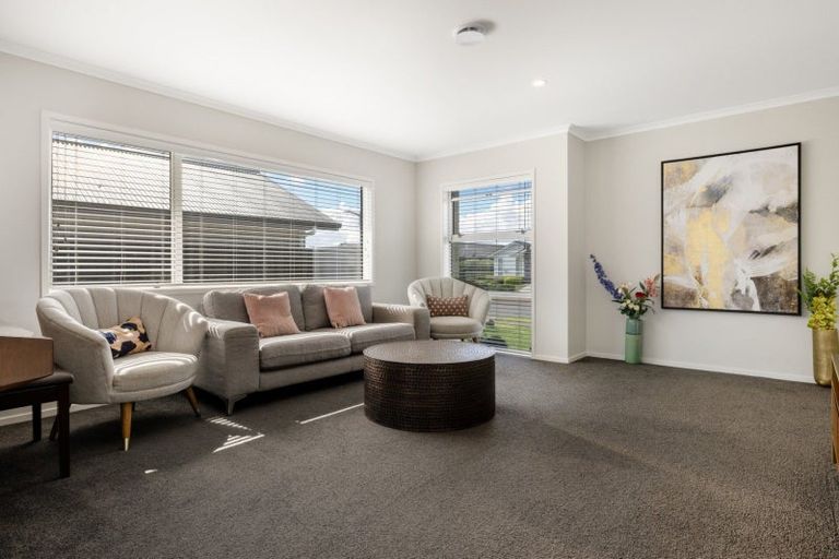 Photo of property in 93 Puhirake Crescent, Pyes Pa, Tauranga, 3112