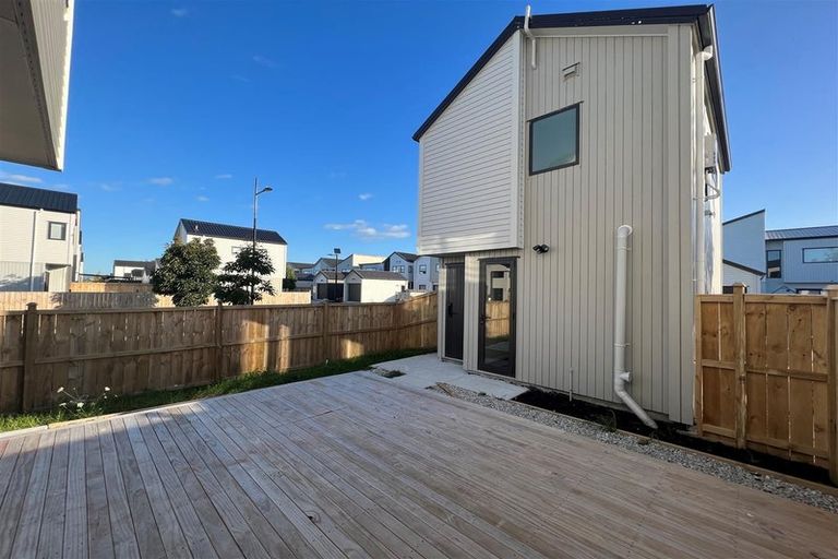 Photo of property in 51 Kairakau Street, Papakura, 2110