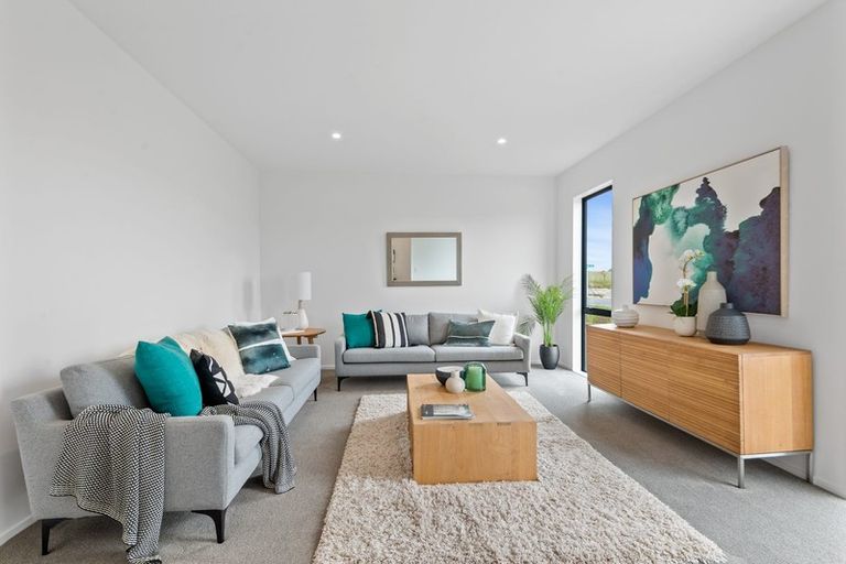 Photo of property in 2 Cadwil Drive, Beachlands, Auckland, 2018