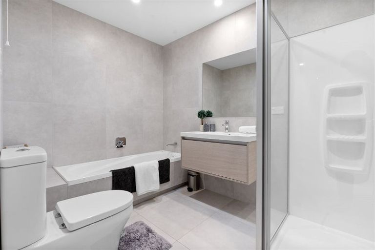 Photo of property in 68 Matairangi Avenue, Totara Heights, Auckland, 2105