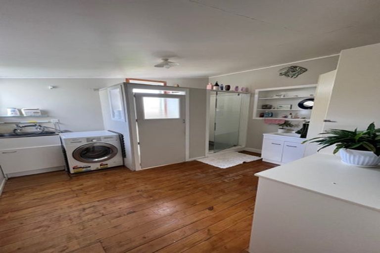 Photo of property in 352 Cove Road, Waipu, 0582