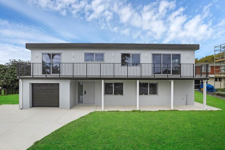 Photo of property in 5 Frank Evans Place, Henderson, Auckland, 0610