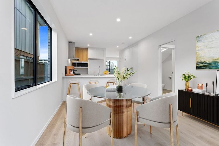 Photo of property in 13 Nuku Place, Manurewa, Auckland, 2102