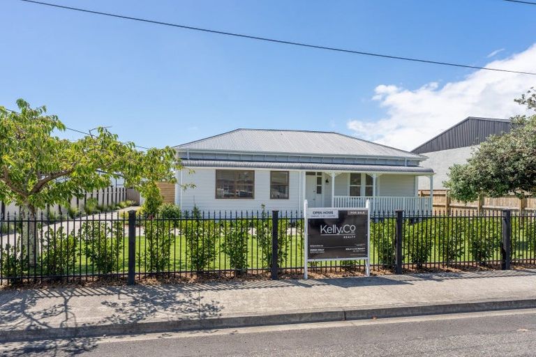 Photo of property in 14 Iti Street, Otaki, 5512