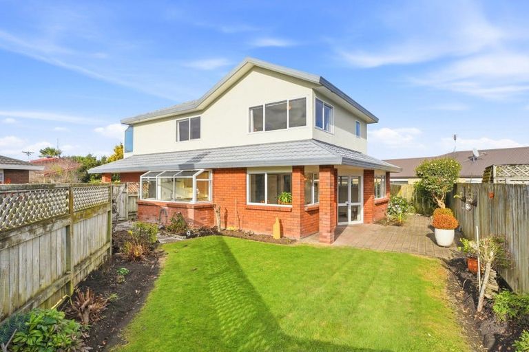Photo of property in 17a Grey Street, College Estate, Whanganui, 4500