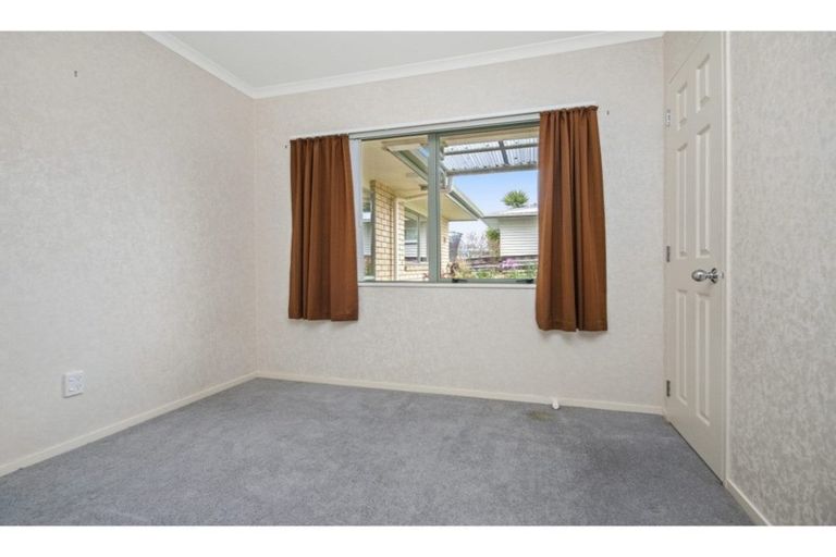 Photo of property in 13b Howden Street, Waiuku, 2123