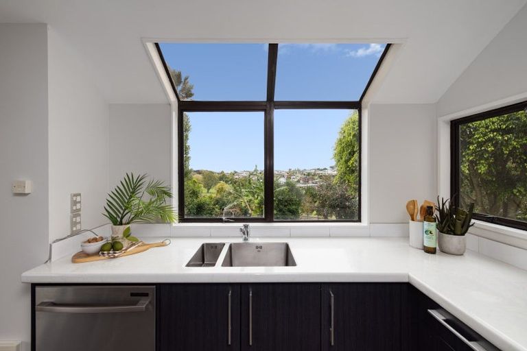 Photo of property in 3/29 Landscape Road, Otumoetai, Tauranga, 3110