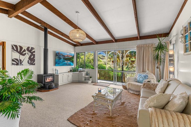 Photo of property in 12 Whangarei Heads Road, Onerahi, Whangarei, 0110