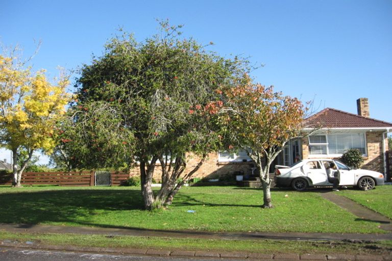 Photo of property in 2 Antrim Crescent, Otara, Auckland, 2023