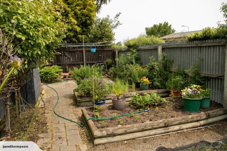 Photo of property in 9 Banks Place, Rangiora, 7400