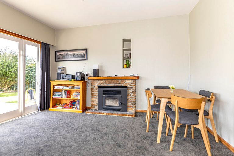 Photo of property in 12a Connolly Street, Boulcott, Lower Hutt, 5010