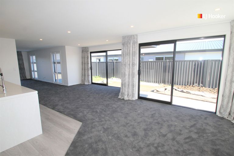 Photo of property in 25 Caledonia Drive, Mosgiel, 9024