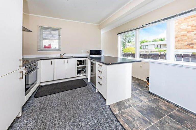Photo of property in 1/72 Weymouth Road, Manurewa, Auckland, 2102