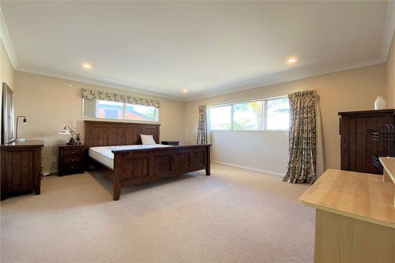Photo of property in 84 Killybegs Drive, Pinehill, Auckland, 0632