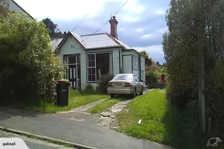 Photo of property in 20 Athol Place, Ravensbourne, Dunedin, 9022