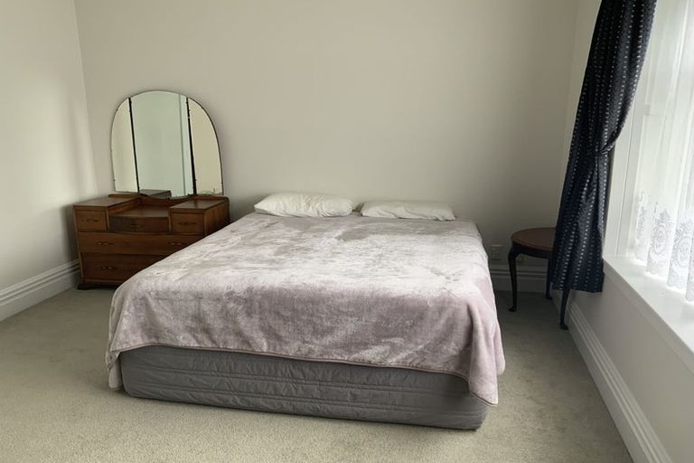 Photo of property in 35 Humber Street, Island Bay, Wellington, 6023