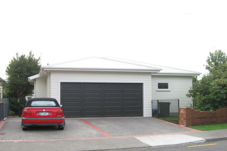 Photo of property in 6 Ariki Street, Boulcott, Lower Hutt, 5010