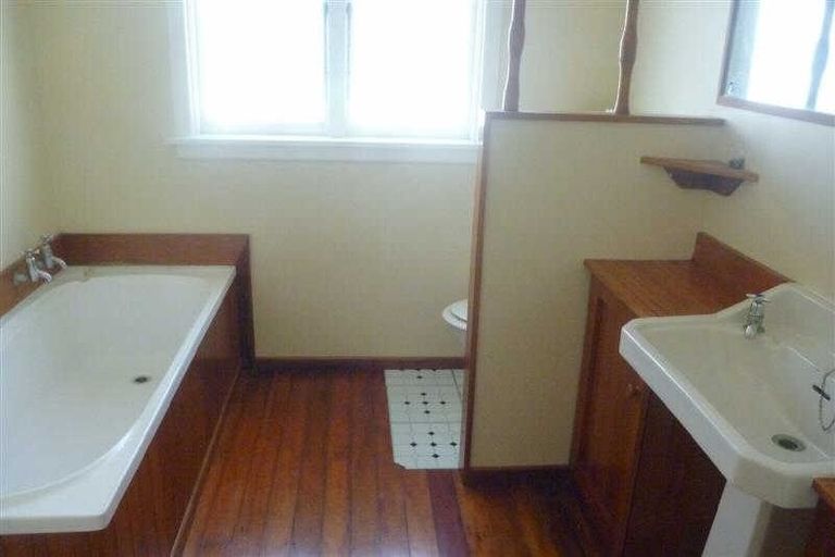 Photo of property in 59 Main North Road, Woodend, 7610